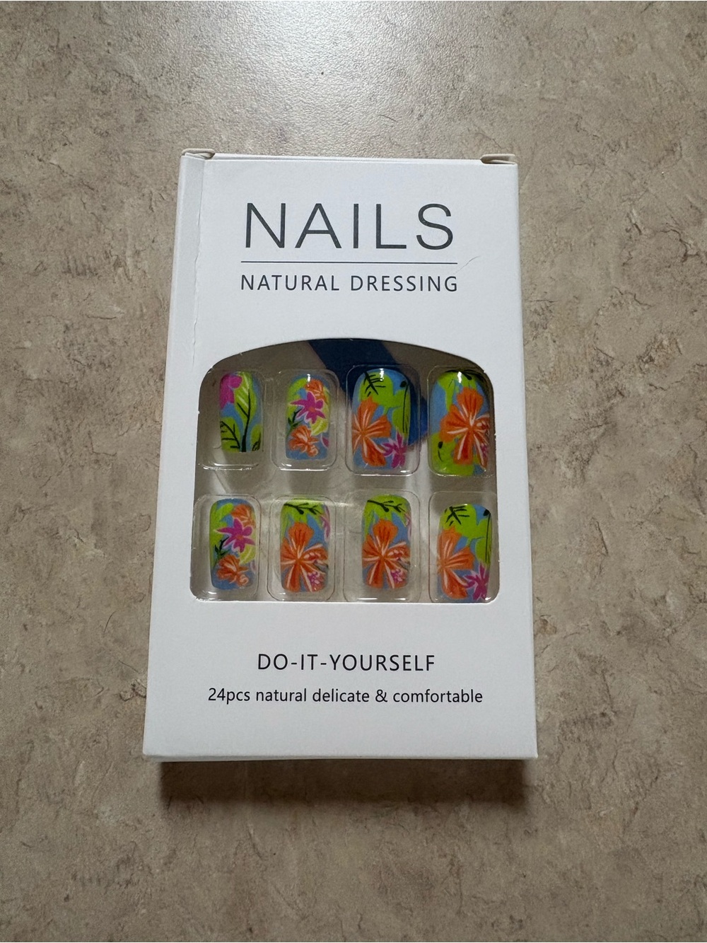 Natural Dressing Floral Press-On Nails - Green Multicolor